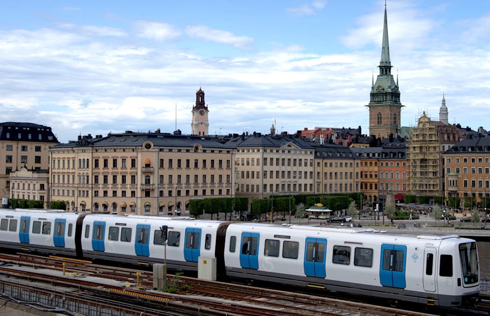 Stockholm tunnelbana metro — easy and efficient public transport